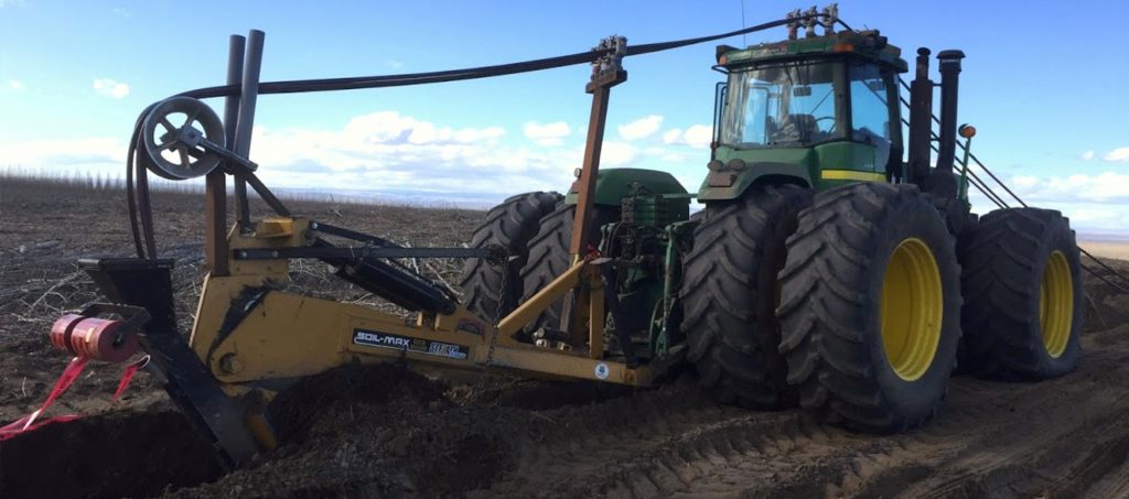 Ploughing Fiber Cable